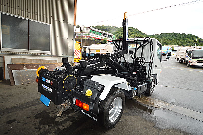 三菱 キャンター3t脱着装置付コンテナ専用車(ホワイト) | 中古トラック
